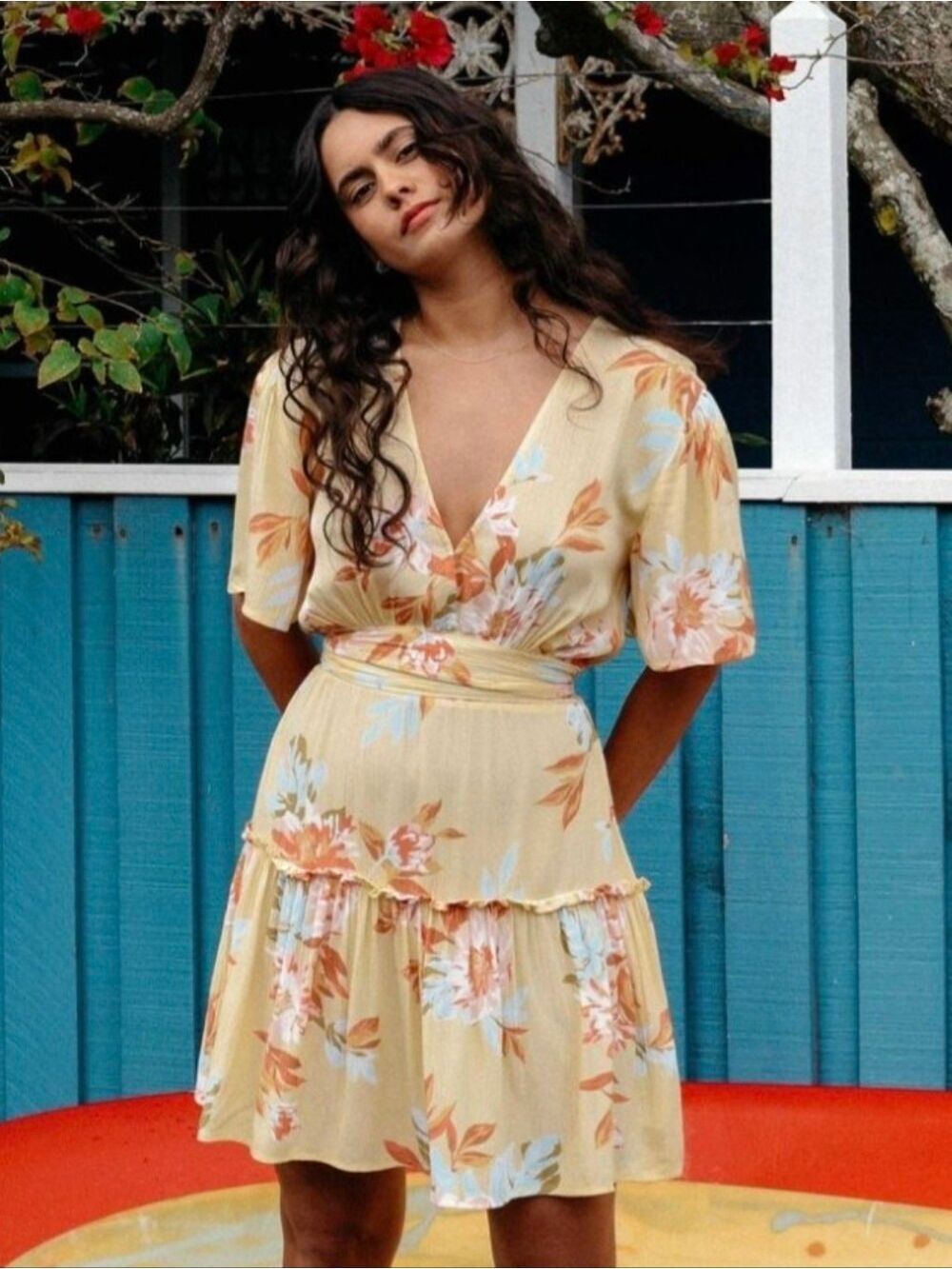 Billabong Women's Yellow Floral The One and Only Mini Dress Size Medium NWT